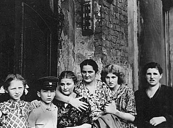 «Она создала художника» - Совершенно Секретно