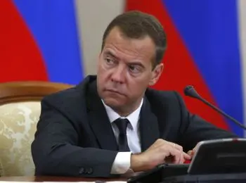 медведев назвал мирное разрешение конфликтов единственным способом сохранения стран - Сайт Газеты «Совершенно Секретно»