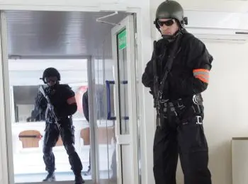 Силовики: опора или угроза? - Совершенно Секретно