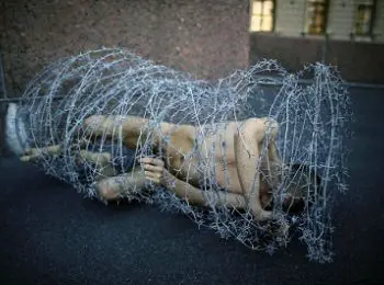 поджигатель здания фсб павленский оставлен под стражей - Сайт Газеты «Совершенно Секретно»