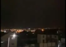 «Мы стояли на балконе, и тут бомбануло»: последствия ночных взрывов в Белгороде (ВИДЕО)