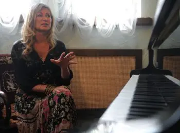 вика цыганова спела гимн новороссии - Сайт Газеты «Совершенно Секретно»