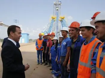 космонавты предложили медведеву помощь в «строительстве» космодрома восточный - Сайт Газеты «Совершенно Секретно»