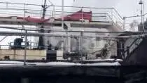 Пожару присвоен второй ранг сложности: в Питере горит нефтяной танкер «Арктика» (ВИДЕО)