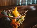 Средний чек россиян в продуктовых магазинах в декабре вырос на 18%
