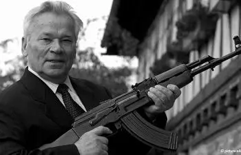 наследники великого конструктора калашникова никак не могут определиться, чего они хотят от российской федерации - Сайт Газеты «Совершенно Секретно»