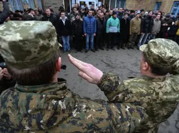 украинские военкоматы устроили “облаву” на призывников - Сайт Газеты «Совершенно Секретно»
