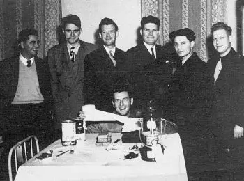 ПОДАРКИ ДЛЯ РУЗВЕЛЬТА УВОЗИЛИ НА ГРУЗОВИКЕ - Совершенно Секретно