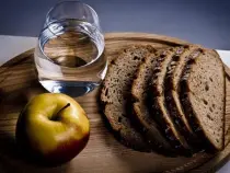 Около 10% россиян будут соблюдать великий пост