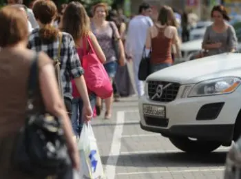 МОСКВА СЛЕЗАМ НЕ ВЕРИТ (снова о парковках)