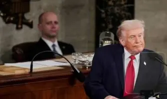 оператор телесуфлёра трампа заработал $100 тысяч на ставках на его выступления - Сайт Газеты «Совершенно Секретно»