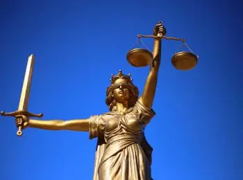 в рф могут ввести наказание за неуважение к власти в публикациях в интернете - Сайт Газеты «Совершенно Секретно»
