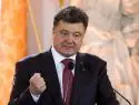Порошенко поручил создать гуманитарный коридор для выезда мирного населения
