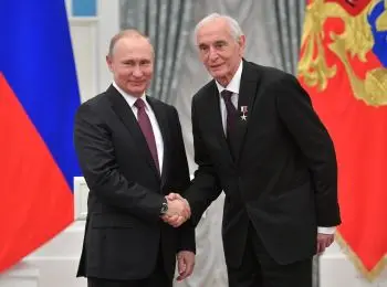 президент россии наградил василия ланового медалью «герой труда рф» - Сайт Газеты «Совершенно Секретно»