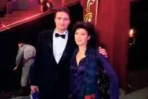 Из-за места на парковке сосед избил клоунессу Эллу Запашную и сломал ей палец