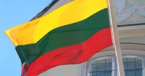Власти Литвы ведут переговоры с США о возможном размещении американского ядерного оружия