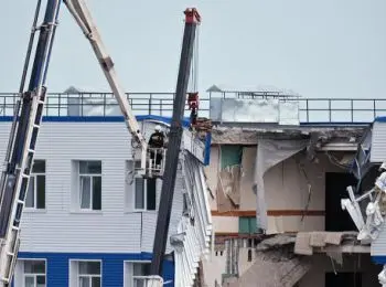 ск возбудил три уголовных дела по факту обрушения казармы: виновным грозит 10 лет тюрьмы - Сайт Газеты «Совершенно Секретно»