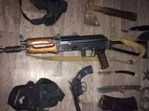 В московской квартире обнаружили арсенал