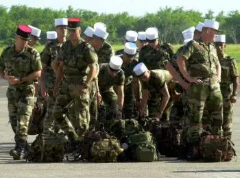 «День десантника» с французским акцентом - Совершенно Секретно