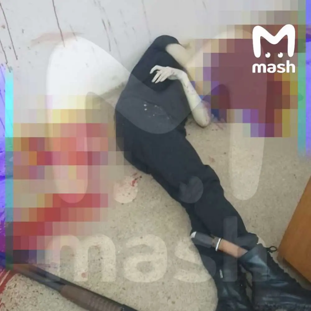 photo_5445302148419144834_y (1).jpg