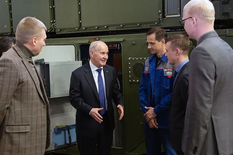 83413_800.jpg 83413_800.jpg