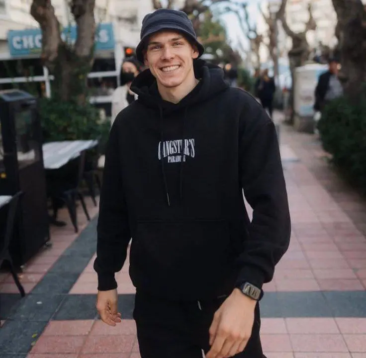 photo1680084982.jpeg photo1680084982.jpeg