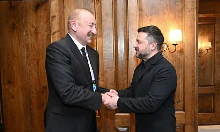 Азербайджан обвинил Россию в «преднамеренных» ударах по своему посольству в Киеве