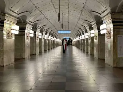 видео: в московском метро произошло задымление, люди эвакуируются самостоятельно  - Сайт Газеты «Совершенно Секретно»