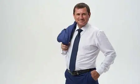 Экс-чиновника, сбежавшего на СВО из-за взяток, поймали за попытку откупиться от службы 