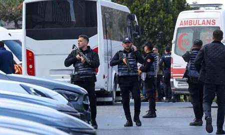 В Стамбуле атаковано консульство Израиля, есть пострадавшие