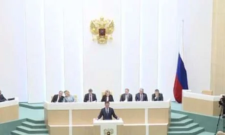Новак заявил об отражённых ночных атаках на четыре российских НПЗ