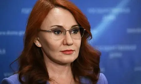 Депутат Бесараб предложила выходить на пенсию на 10 лет позже, чтобы увеличить ее размер