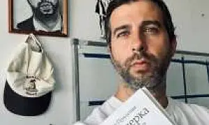 Ургант прокомментировал просьбу об его увольнение с Первого канала 