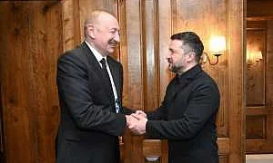 Азербайджан обвинил Россию в «преднамеренных» ударах по своему посольству в Киеве