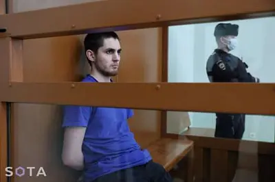 россиянин, кинувший в военкомат коктейли молотова, получил 13 лет колонии (видео) - Сайт Газеты «Совершенно Секретно»