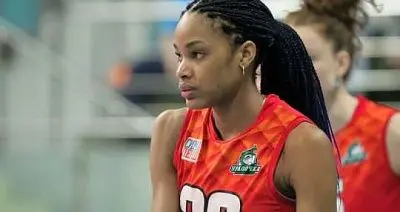 тренер калининградского «локомотива» назвал обезьяной чернокожую волейболистку - Сайт Газеты «Совершенно Секретно»