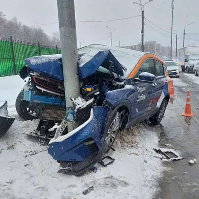 подростки в новой москве обманом взяли каршеринг и разбили его об столб (видео) - Сайт Газеты «Совершенно Секретно»