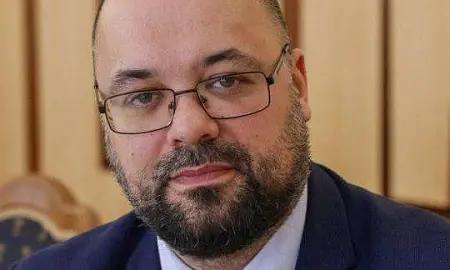 Министра ЖКХ Красноярского края задержали по делу о строительстве жилья для сирот