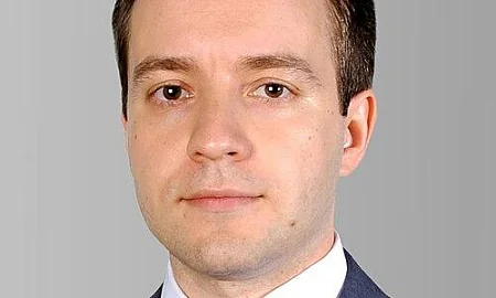 Экс-министра связи Никифорова объявили в розыск по делу об организации ОПГ и крупном мошенничестве
