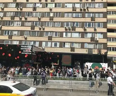 «верните биг мак»: в москве и области заработали 15 ресторанов быстрого питания под новой вывеской  (видео) - Сайт Газеты «Совершенно Секретно»