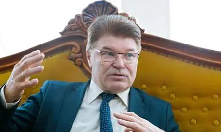 Заслуженного врача РФ из Челябинска поймали на махинациях на 11,6 млн рублей