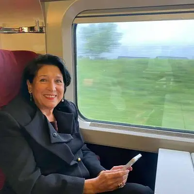 в парламенте грузии начали процедуру импичмента из-за поездки президента в европу - Сайт Газеты «Совершенно Секретно»