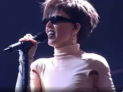 на шоу муз-тв «битва поколений» заглушили слова «мир» и «война» в песне о любви (видео) - Сайт Газеты «Совершенно Секретно»