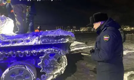 Подросток погиб, забравшись в танк на военной выставке в Якутске