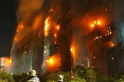 смертоносный пожар в жк в гонконге из-за халатности застройщика: 55 погибших, сотни пропавших без вести - Сайт Газеты «Совершенно Секретно»