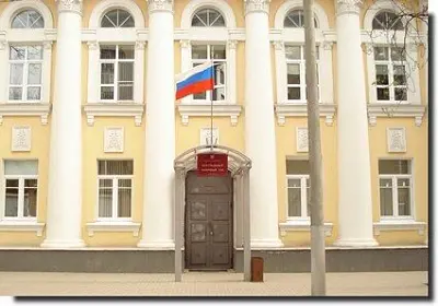 американец, ударивший ногой российского полицейского, попросил не сажать его в тюрьму - Сайт Газеты «Совершенно Секретно»