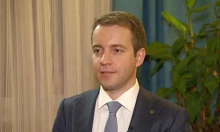 Суд арестовал доли экс-министра связи Никифорова в семи компаниях