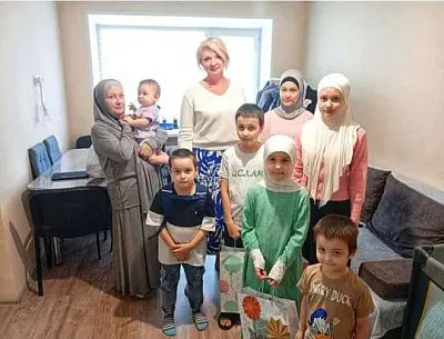 чиновники из хмао бесплатно собрали детей мигрантов в школу - Сайт Газеты «Совершенно Секретно»