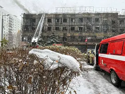 сгоревшая в набережных челнах гостиница могла воспламениться из-за непотушенной сигареты (видео) - Сайт Газеты «Совершенно Секретно»