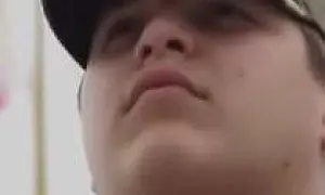 «Герой всех мусульман»: Кадыров выложил новый ролик, где его сын избивает обвиняемого в сожжение Корана (ВИДЕО)